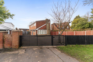 Photo 9- click for photo gallery